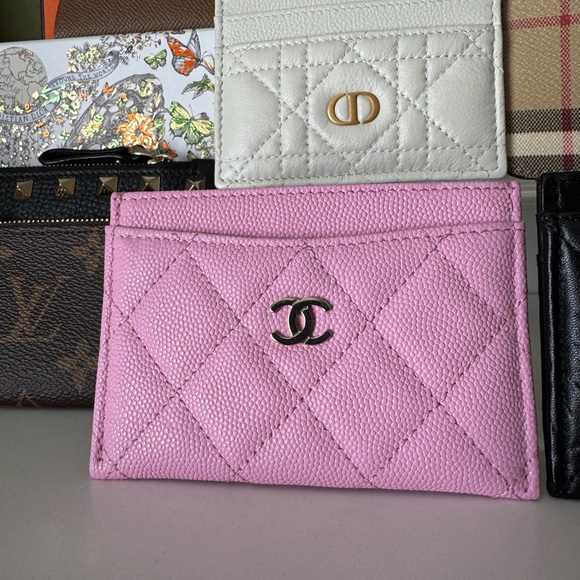 Chanel Classic Card Holder - Picture 7 of 8